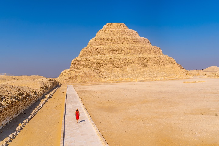 サッカラの階段ピラミッドへの行き方と見どころ